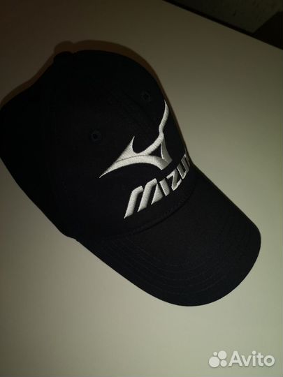 Бейсболка Mizuno