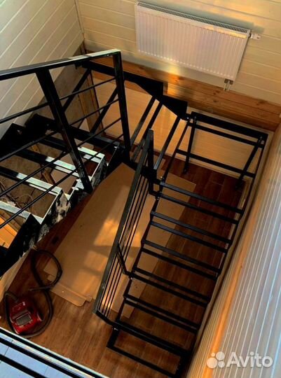 Лестница винтовая в дом