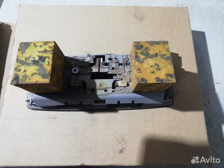 Плафоны салона Nissan Primera P12