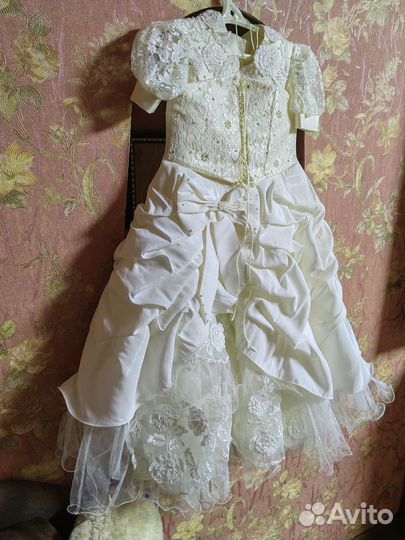 Нарядное платье для девочки