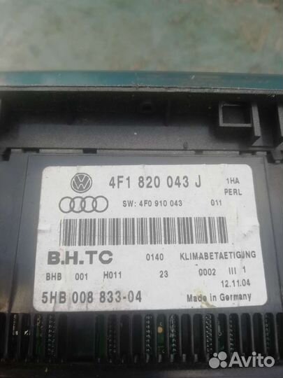 Блок климот контроля Audi A6 c6. 4F1820043J
