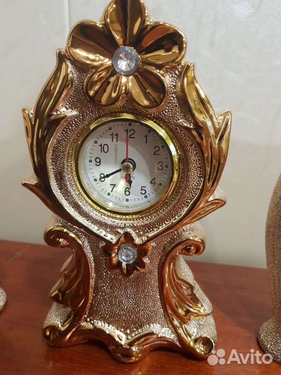 Гарнитур Часы и Вазы