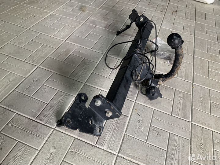 Фаркоп Subaru XV 2012