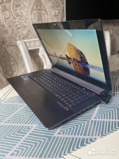 Шустрый asus (17) на i5 full HD
