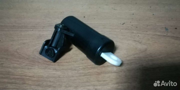 Амортизатор бардачка на Toyota Harrier