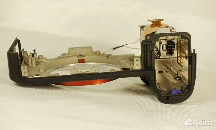 Передняя часть корпуса Sony A7 III