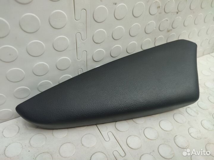 Обшивка двери правая Hyundai Tucson 3 TL 2015