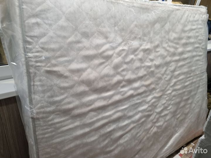Матрас 160х200 бу