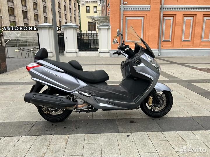 Sym Maxim 400i
