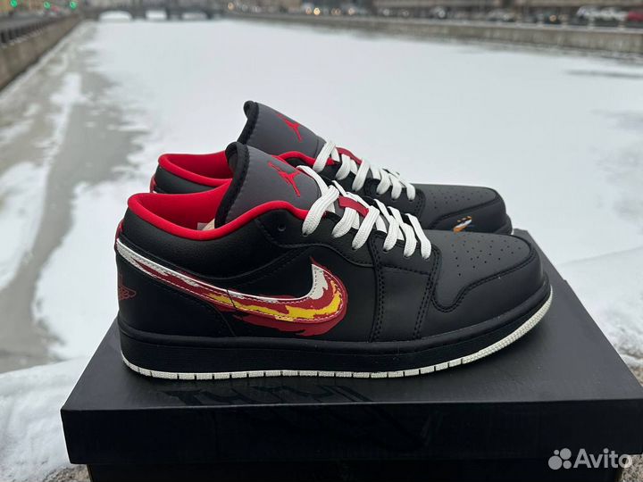 Nike Air Jordan 1 Low SE