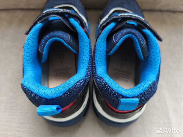 Кроссовки Geox 32