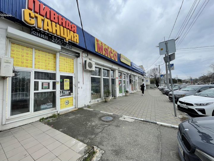 Торговая площадь 183 м2