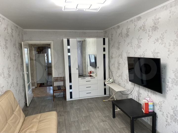 2-к. квартира, 47 м², 3/5 эт.