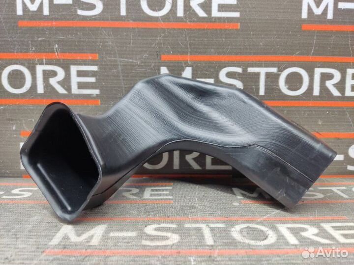 Воздуховод печки задний правый Bmw 5-Series E60