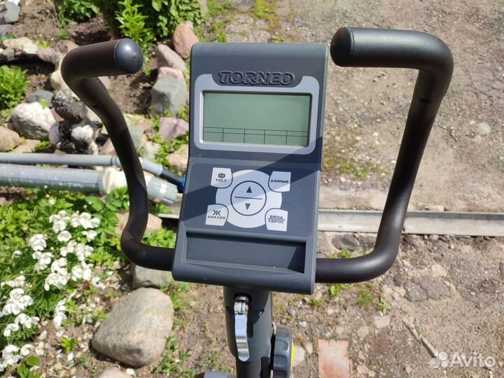 Велотренажер torneo Vita B352G