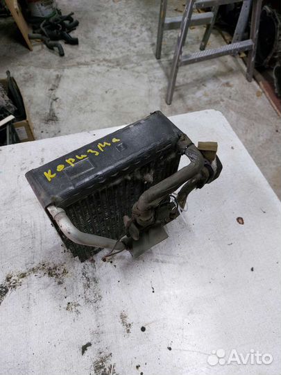 Испаритель кондиционера Mitsubishi Carisma