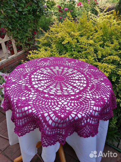 Салфетка вязаная 90 см