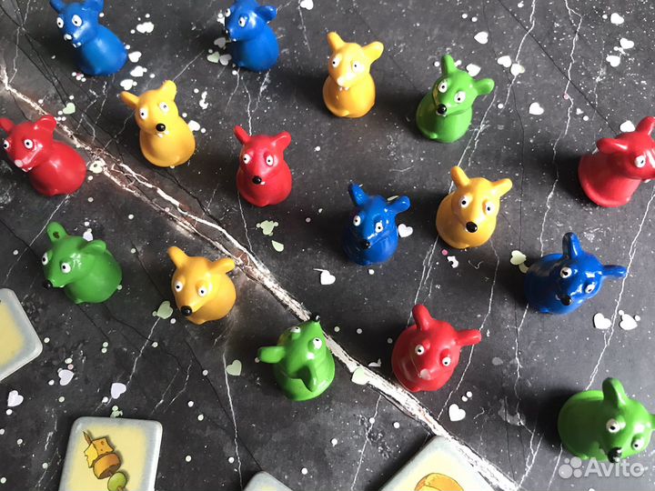 Фишки для игры и мет коробка ultra pro box green