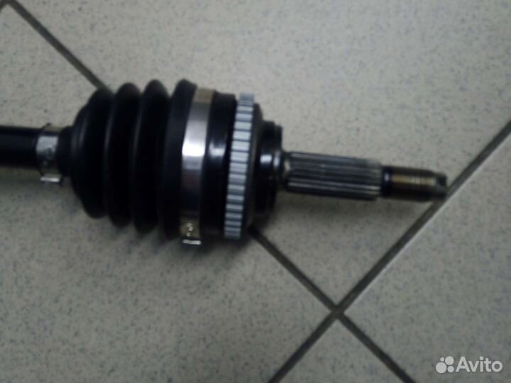 Привод колеса в сборе 96348790