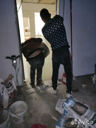 Разнорабочие грузчики