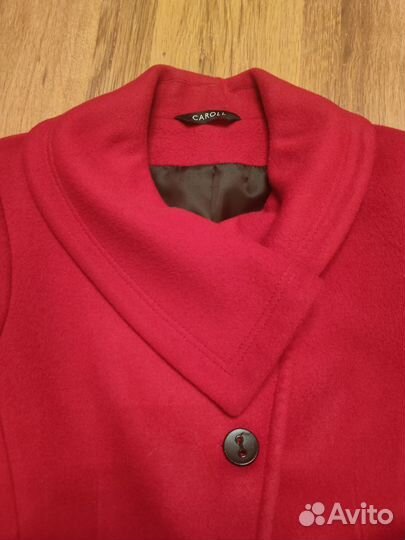 Французское красное женское пальто фирмы Caroll