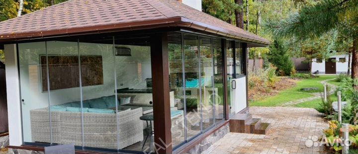 Межкомнатные стеклянные перегородки раздвижные