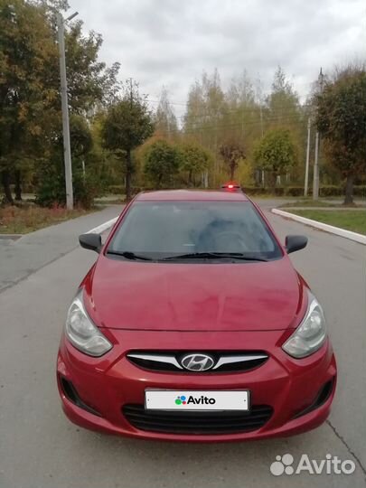 Hyundai Solaris 1.6 AT, 2013, 137 000 км