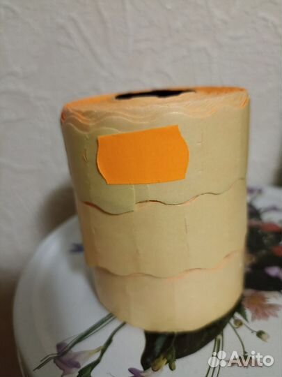 Ценники липкие в перемотке