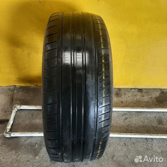 Dunlop SP Sport Maxx GT 235/65 R17