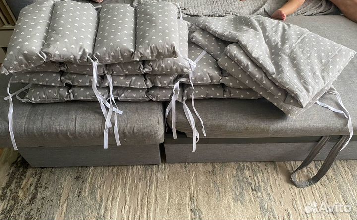 Бортики в кроватку