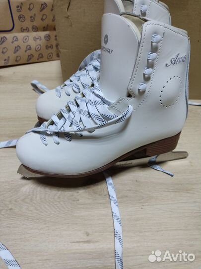 Коньки фигурные nordway anna 40