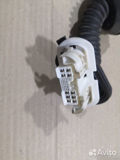 Проводка двери задняя левая Toyota Land Cruiser