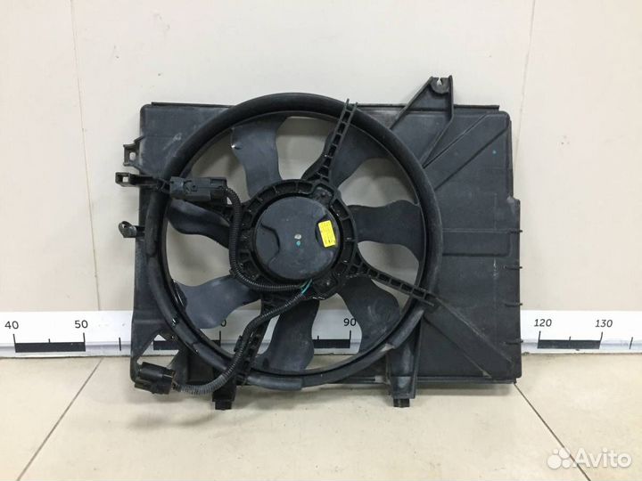 Б/У Диффузор вентилятора 253801C360 Hyundai-KIA