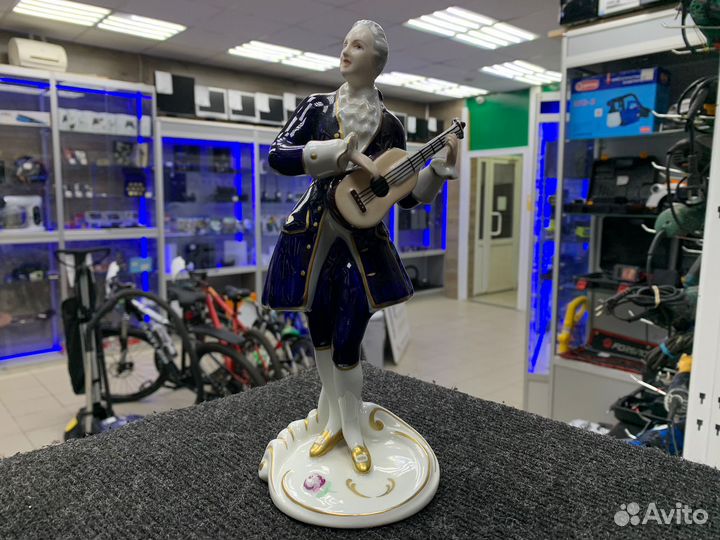 Фарфор Royal Dux Мужчина