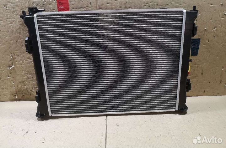 Радиатор двс Hyundai Sonata LF 2.0