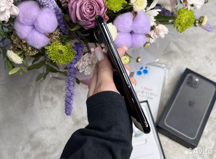 iPhone 11 Pro, 64 ГБ