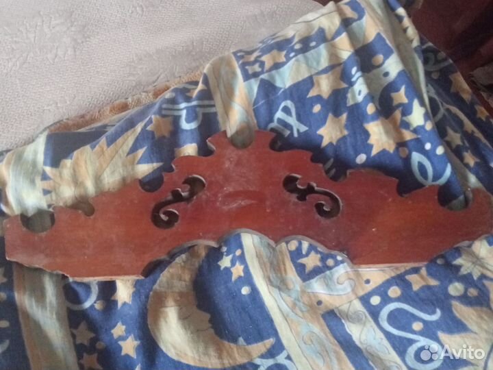 Резьба по дереву. Вешалки