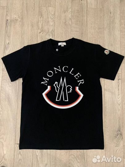 Футболка moncler