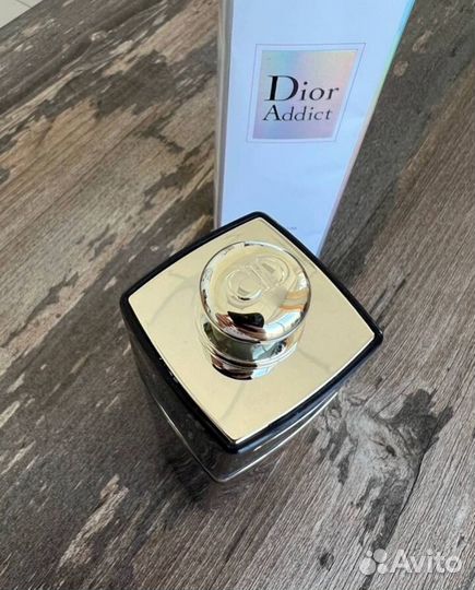 Dior addict