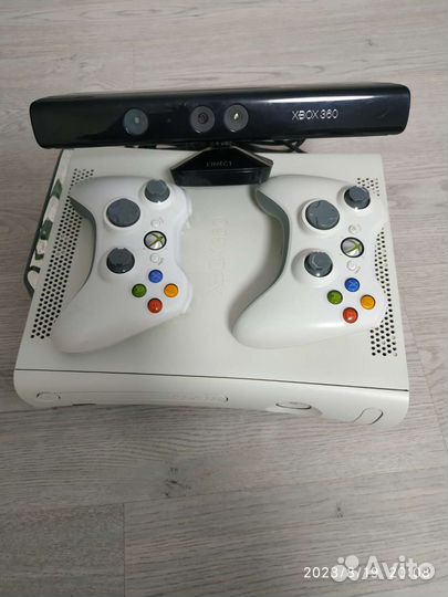 Xbox 360 полный комплект)