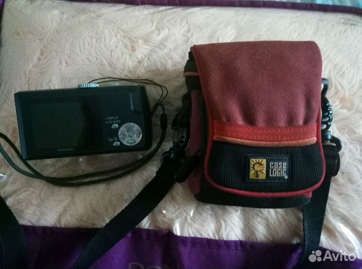 Фотоаппарат состояние нового,чехол в подарок,звони