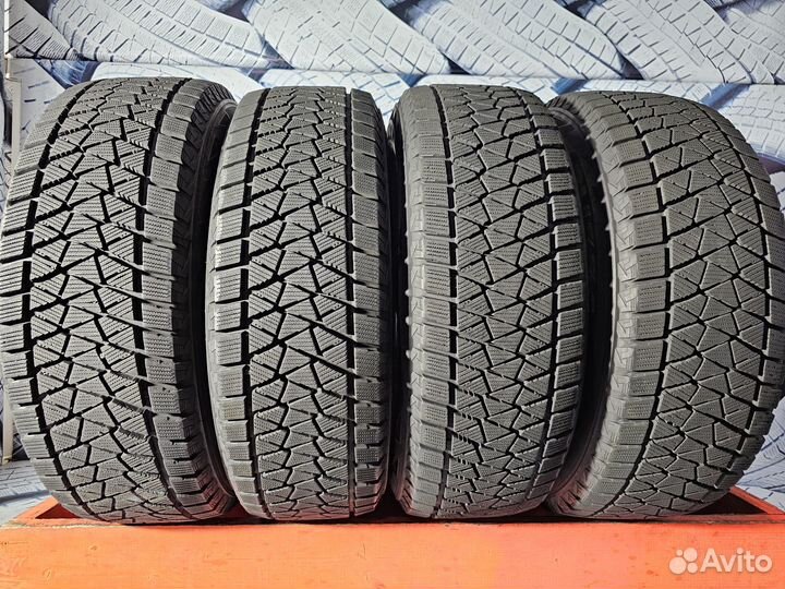 Bridgestone Blizzak DM-V2 265/60 R18