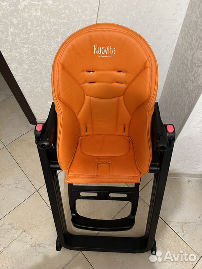 Стульчик для кормления nuovita