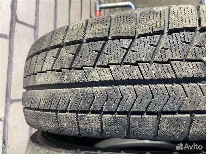 Bridgestone Blizzak VRX 185/65 R15