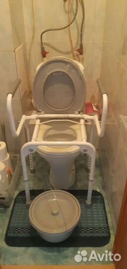 Санитарный стул-туалет