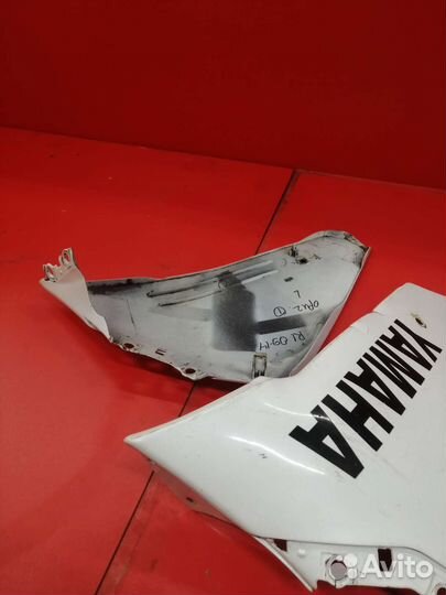 Нижний пластик (плуг) Yamaha R1 09-14