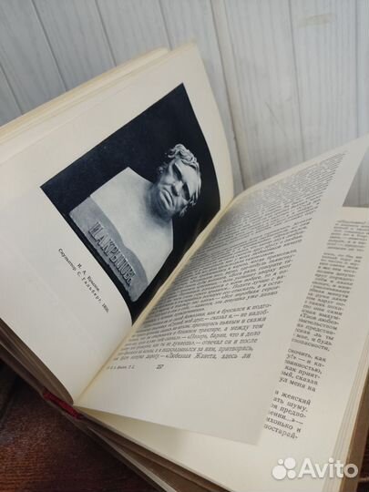 И. Крылов собрание сочинений в 2 томах