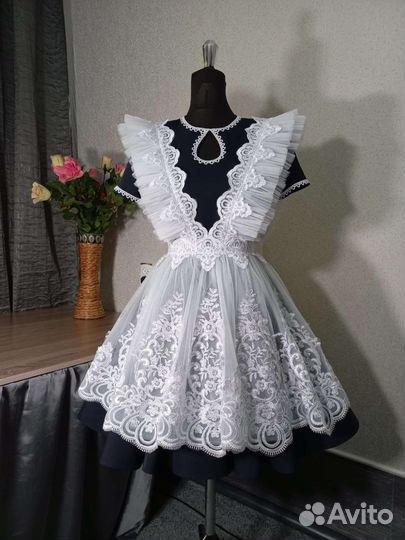 Школьный комплект форма фартук и подъюбник