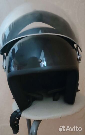 Шлем защитный 