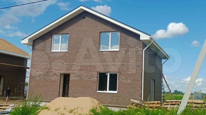 Коттедж 138 м² на участке 6,1 сот.